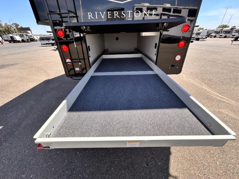 FOREST RIVER RIVERSTONE 425FO