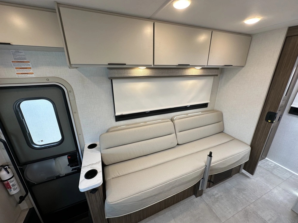 THOR ECHELON LX19