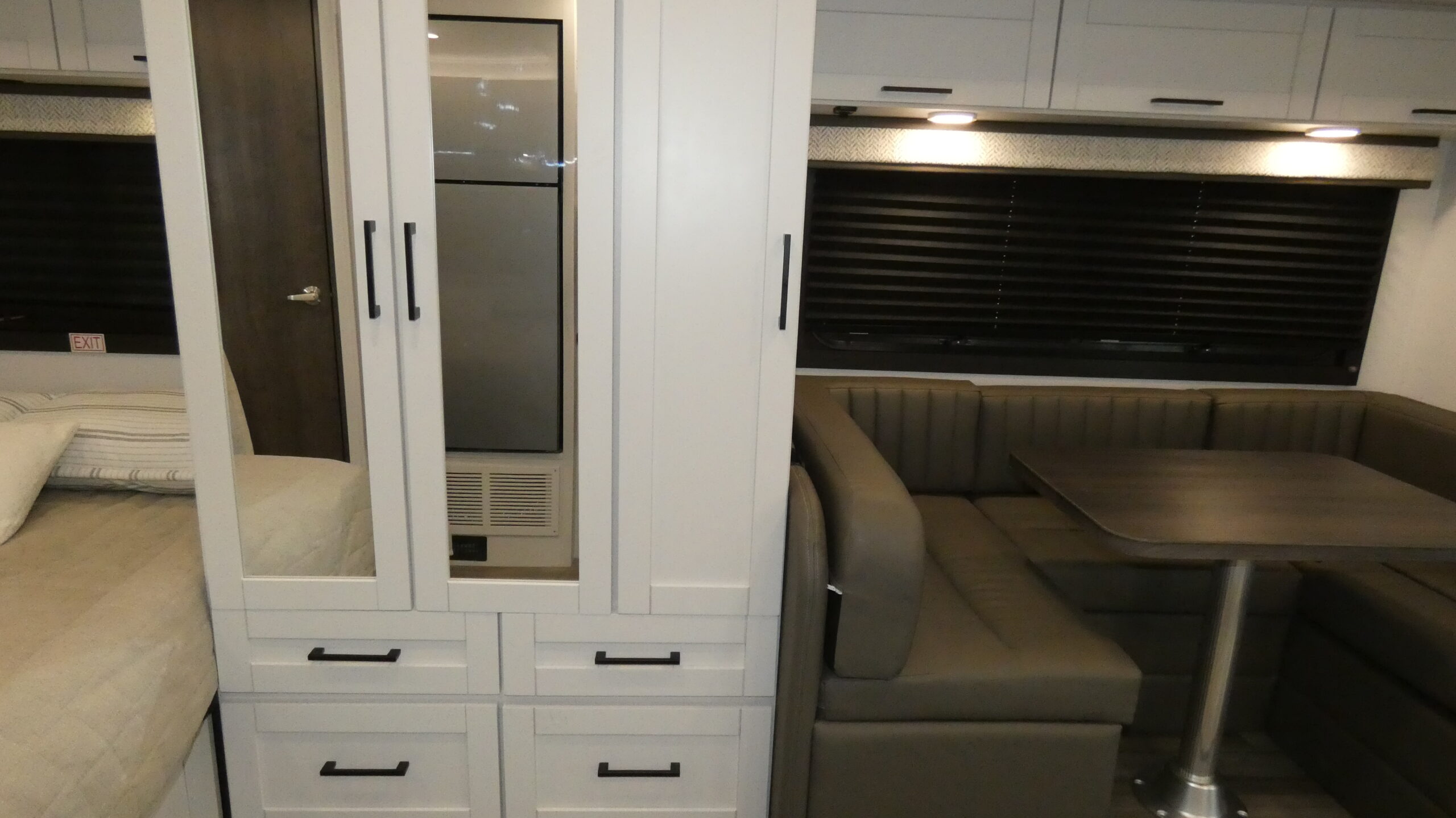 ENTEGRA ODYSSEY 24B