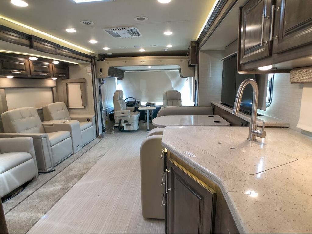 ENTEGRA COACH EMBLEM 36H