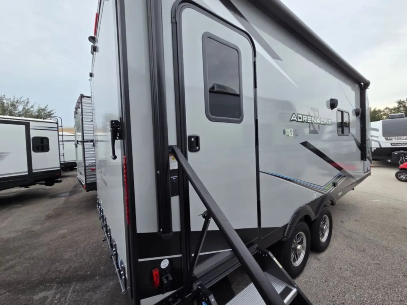COACHMEN ADRENALINE 18LT
