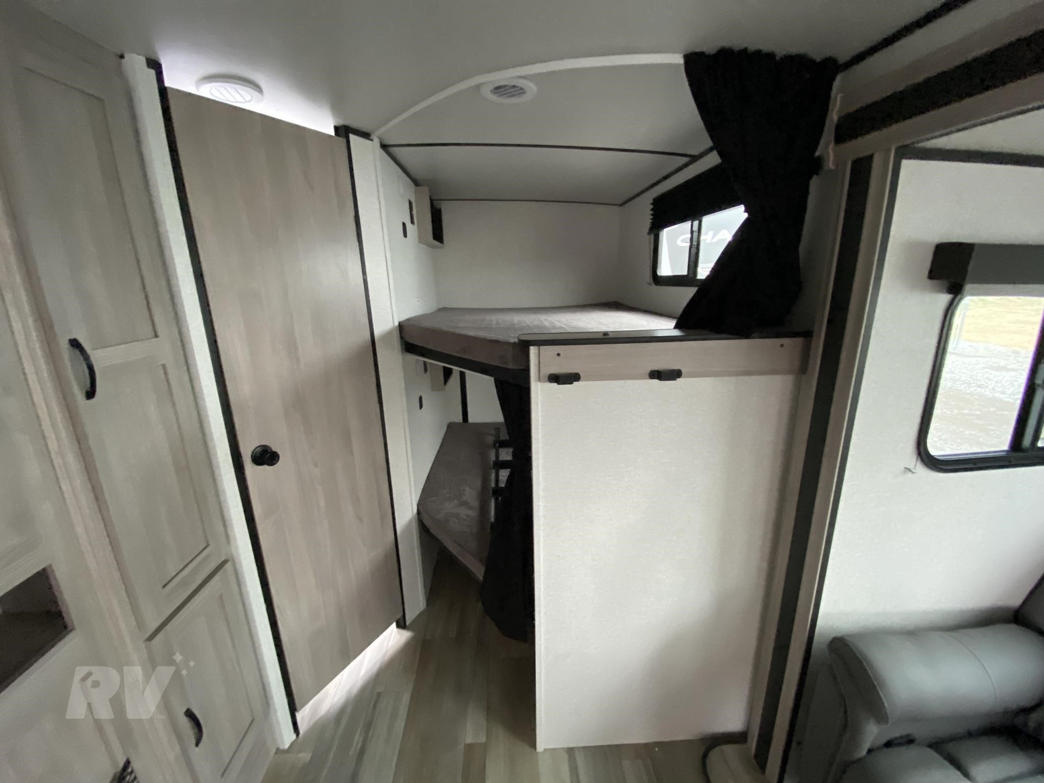 Coachmen Spirit Ultra Lite 2963BH