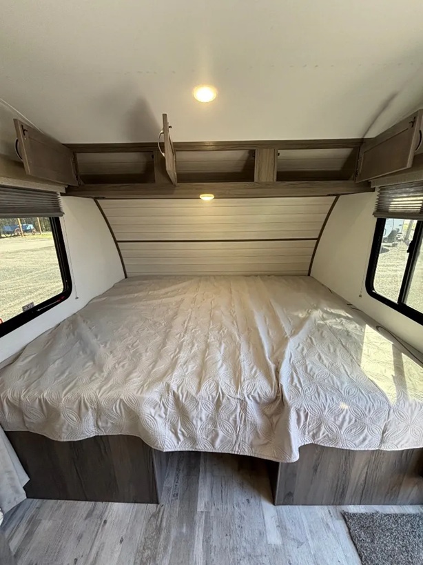 GULF STREAM ENVISION 21TBS