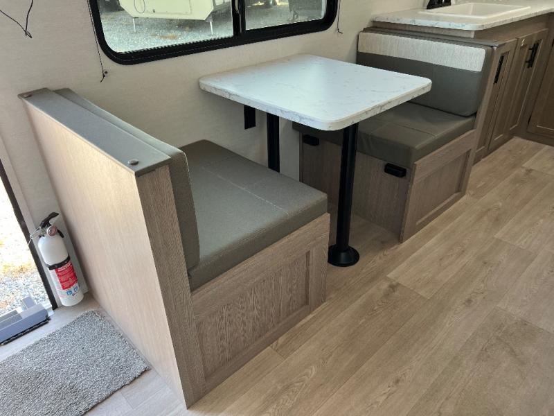 GULF STREAM AMERI LITE 221RK