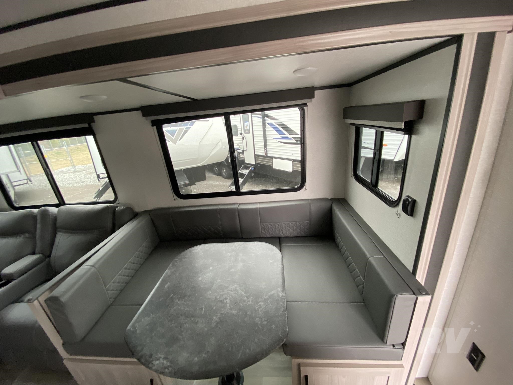 Coachmen Spirit Ultra Lite 2963BH