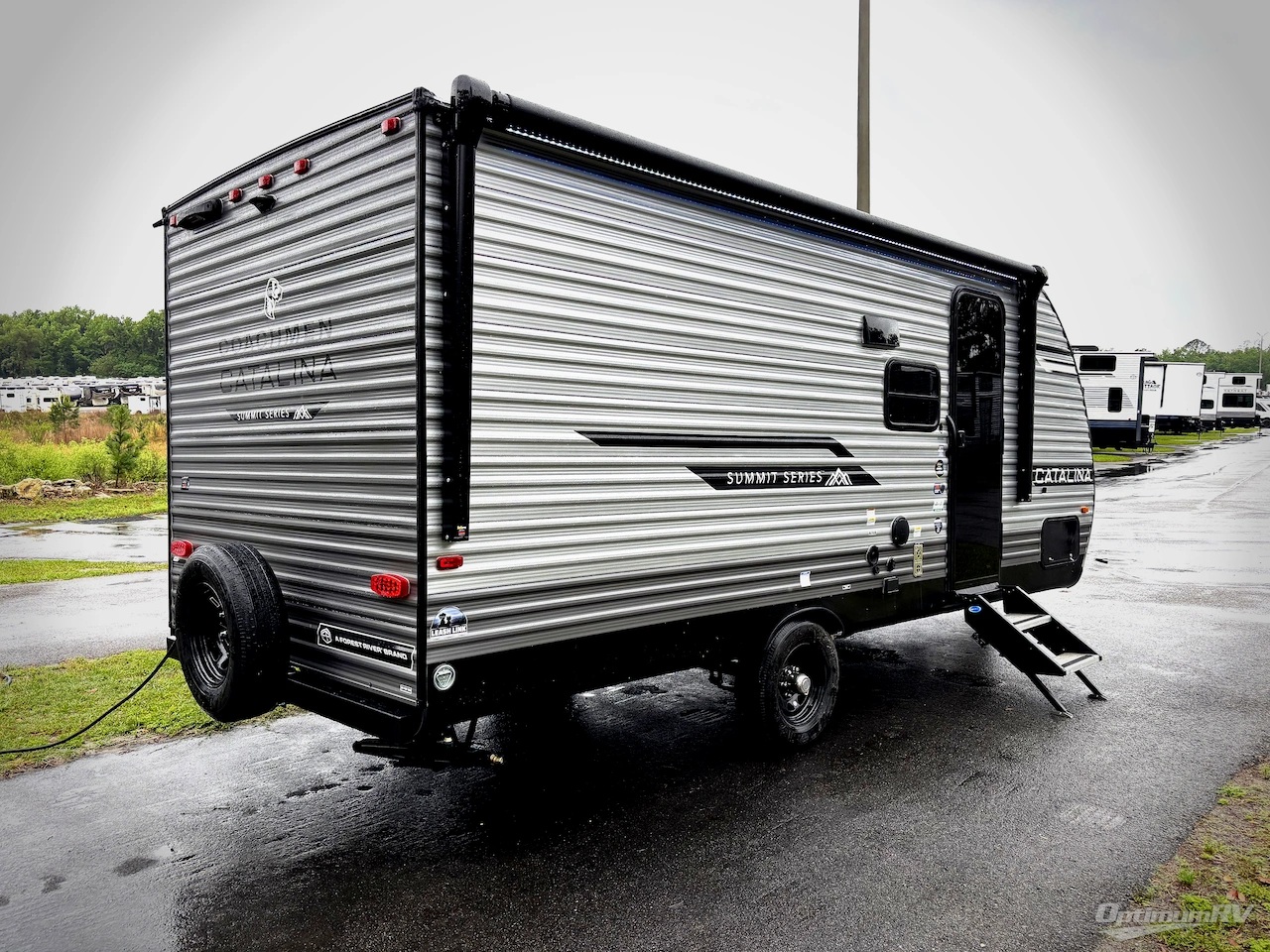 COACHMEN CATALINA SUMMIT SERIES 7 184MKS