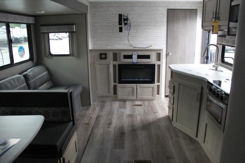 COACHMEN CATALINA LEGACY EDITION 323BHDSCK