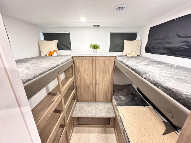COACHMEN FREEDOM EXPRESS ULTRA LITE 292BHDS