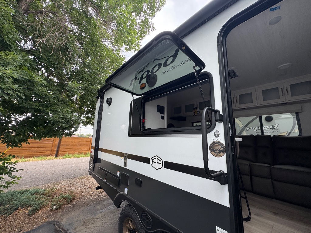 FOREST RIVER R-POD R-P 207