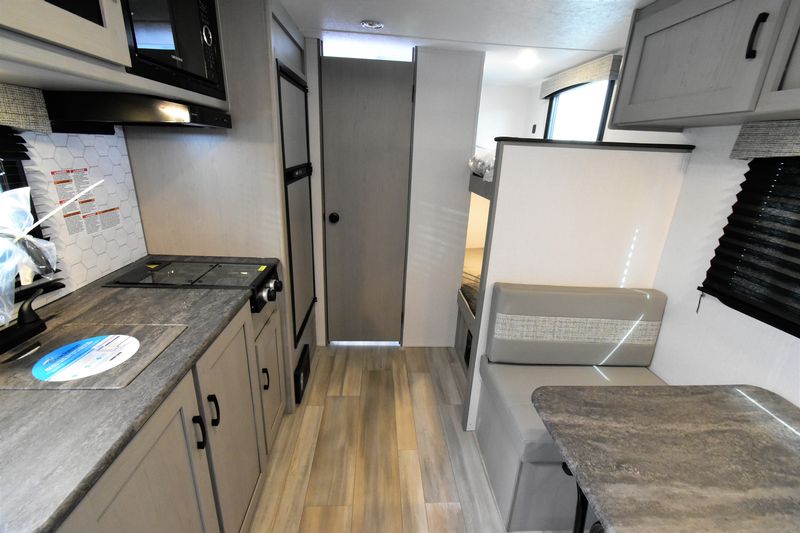Coachmen CLIPPER 18BH