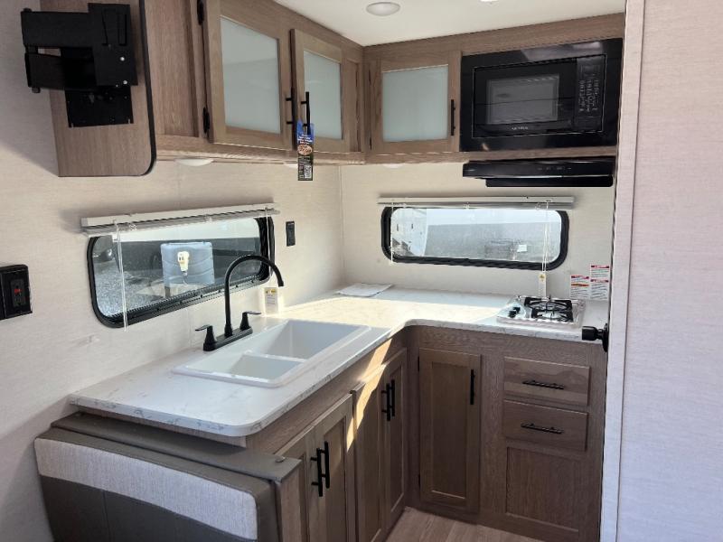 GULF STREAM AMERI LITE 221RK
