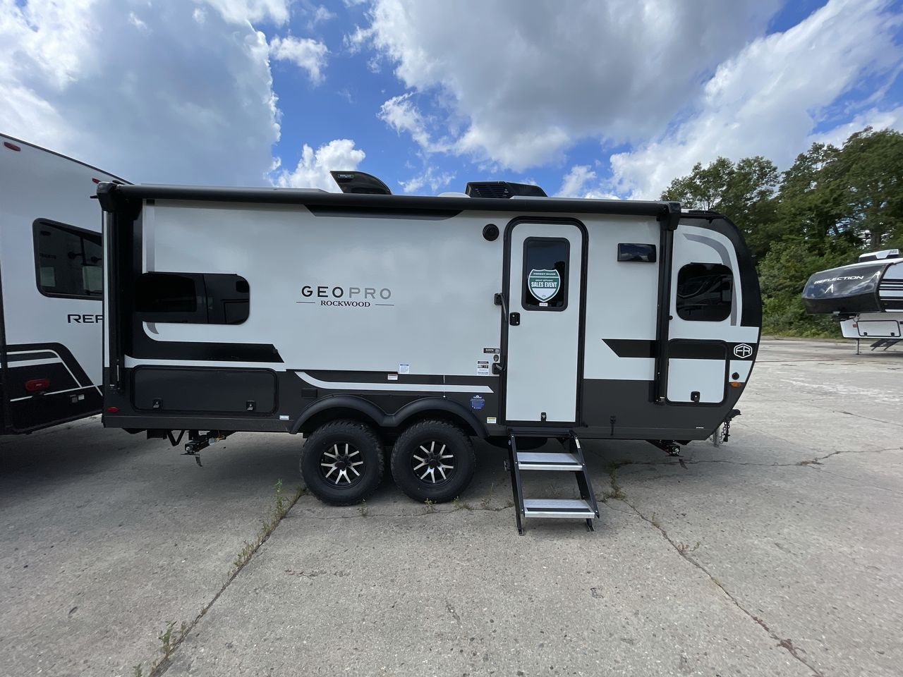 FOREST RIVER ROCKWOOD GEO PRO G20FKS
