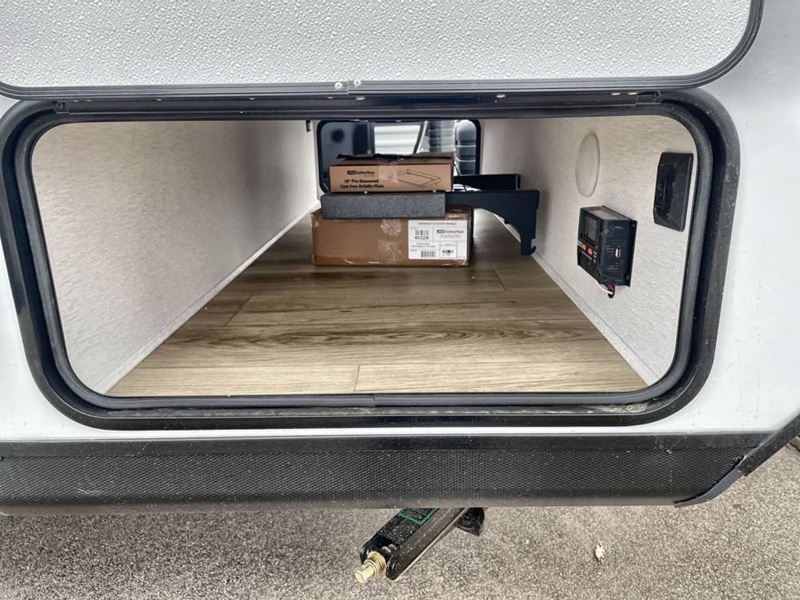 COACHMEN APEX NANO 213RDS