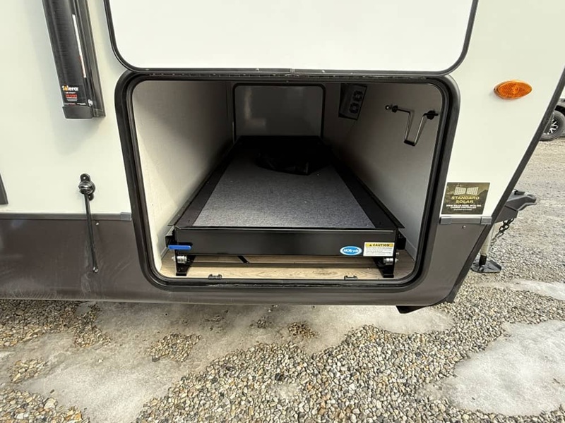 FOREST RIVER ROCKWOOD ULTRA LITE 27 2918BH
