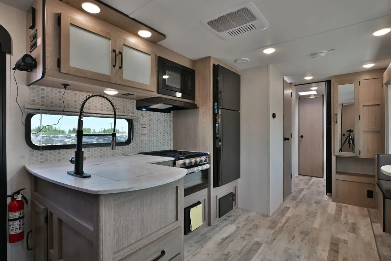Gulf Stream Coach Ameri-lite 279BH