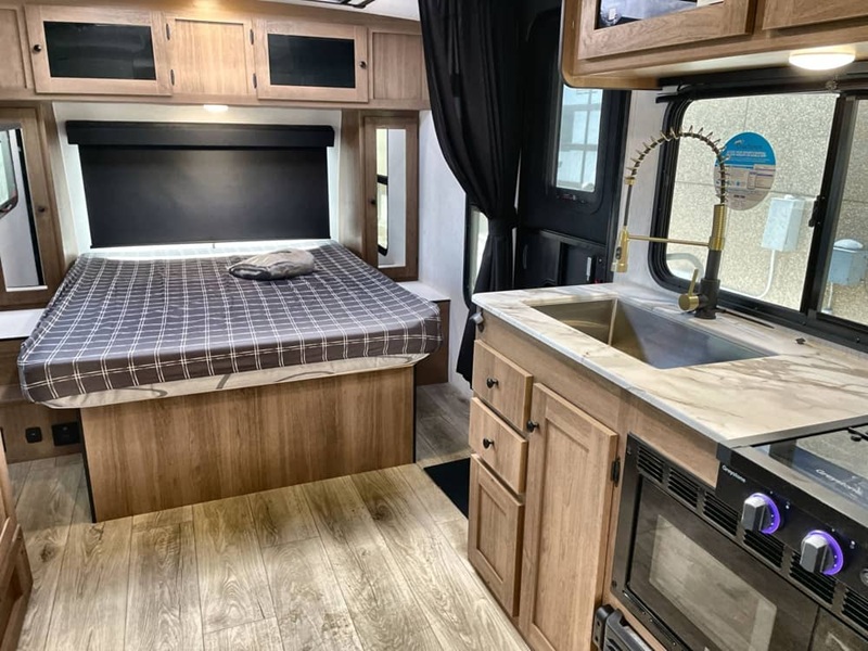 COACHMEN APEX NANO 203RBK