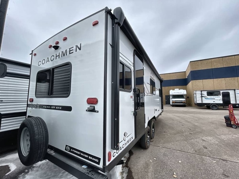 COACHMEN APEX NANO 213RDS