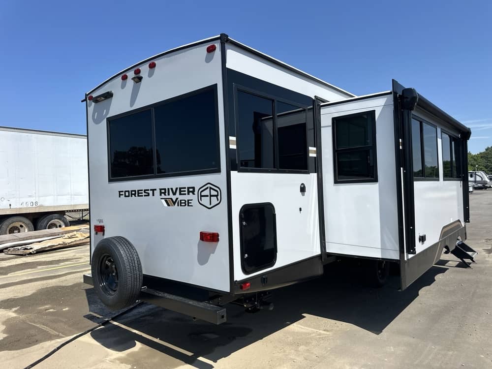 FOREST RIVER VIBE 3400SB