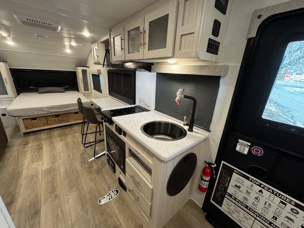 FOREST RIVER R-POD R-P 206