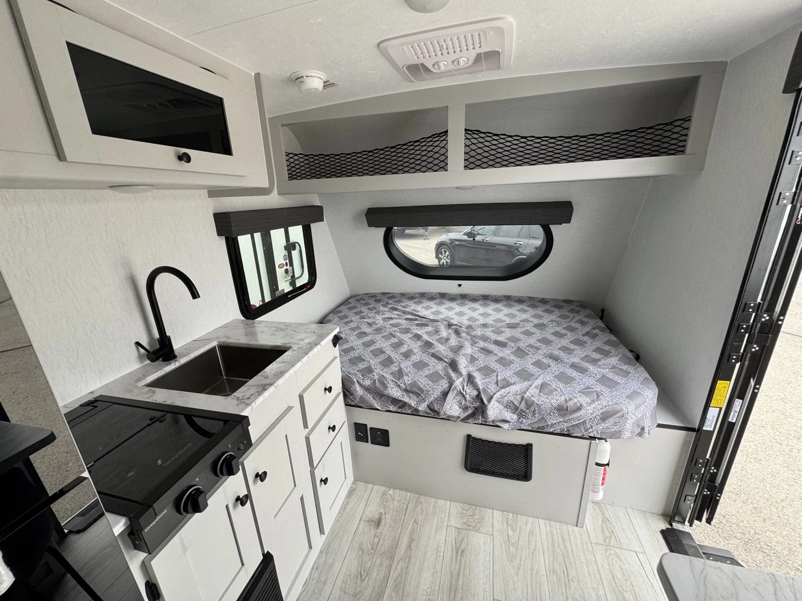 COACHMEN REMOTE 12R