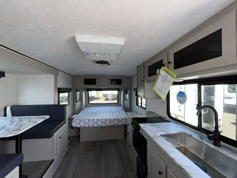 Coachmen Apex Nano 190RBS