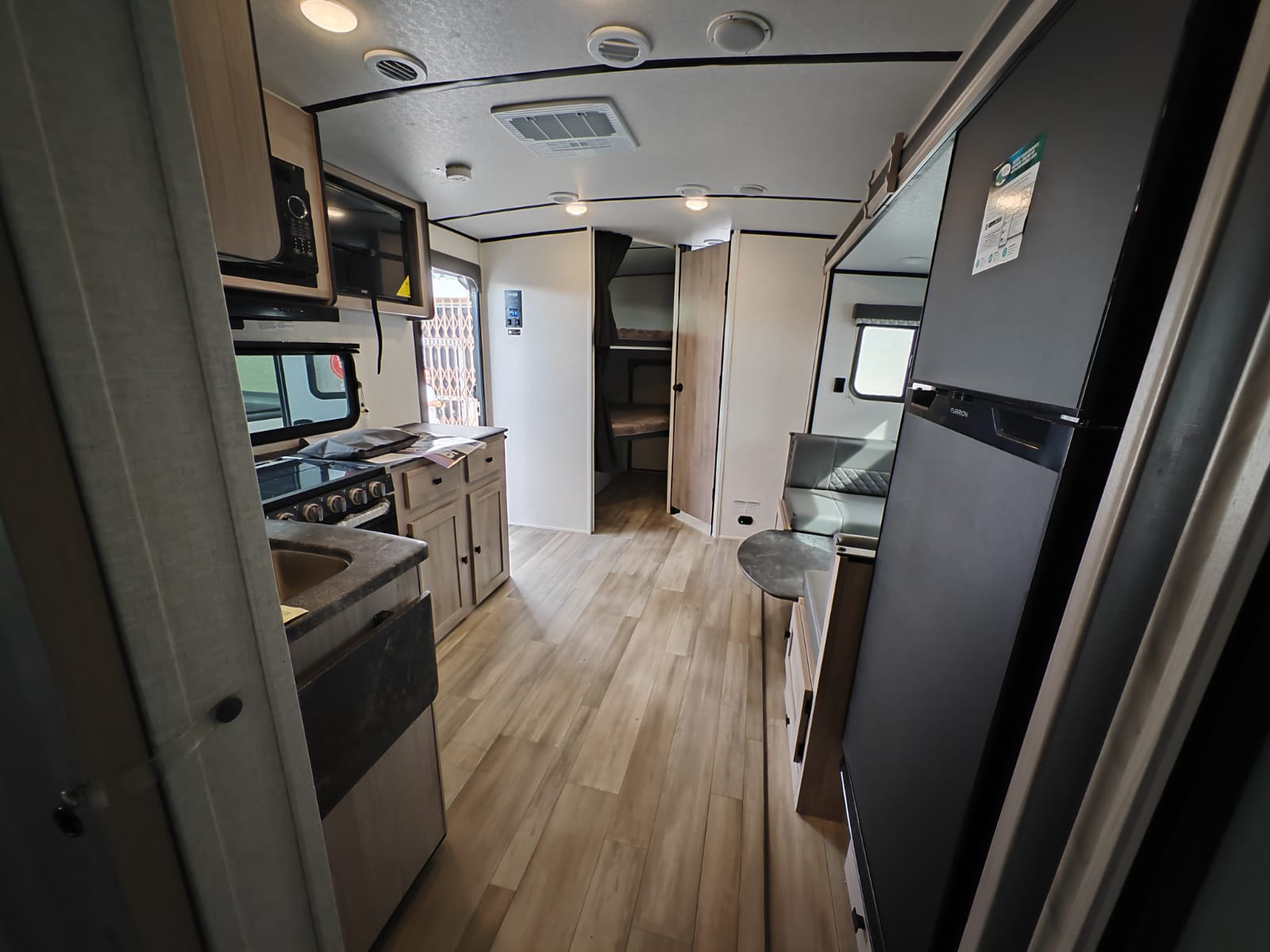 COACHMEN SPIRIT 2455BH