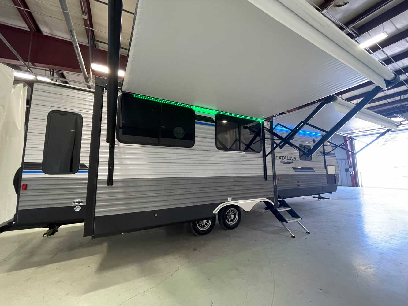 CATALINA LEGACY EDITION 313RLTS