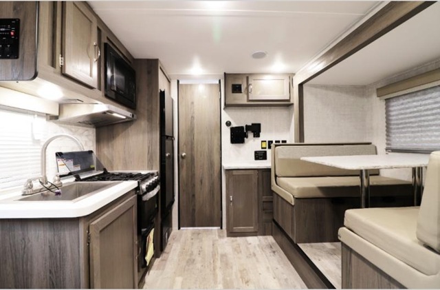 GULF STREAM ENVISION 21TBD