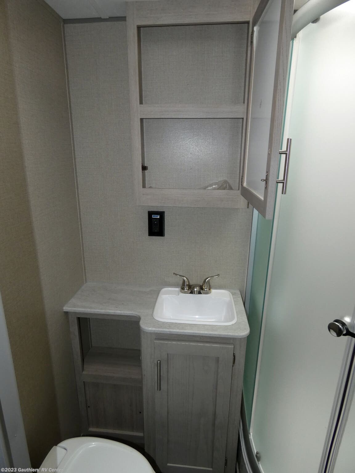 Coachmen Catalina Legacy 343BHTSLE
