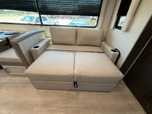 COACHMEN CATALINA LEGACY EDITION 283RKS