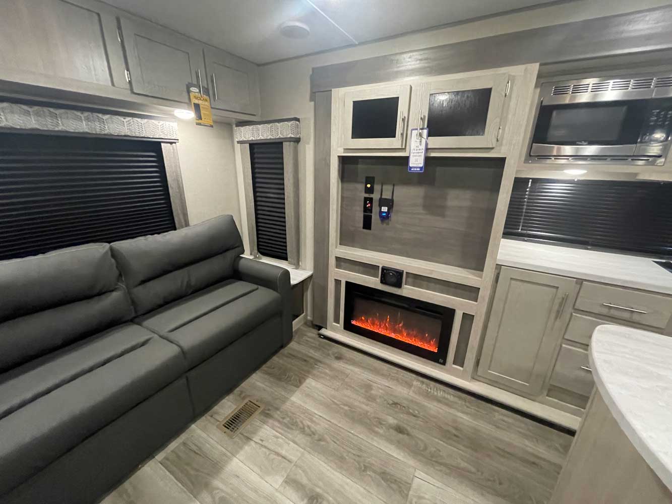 CATALINA LEGACY EDITION 313RLTS