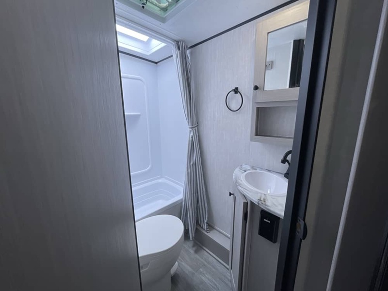 COACHMEN APEX NANO 186BH