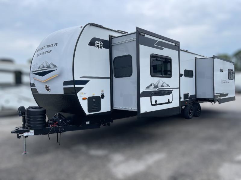 FOREST RIVER GRAND SURVEYOR 302RDBS