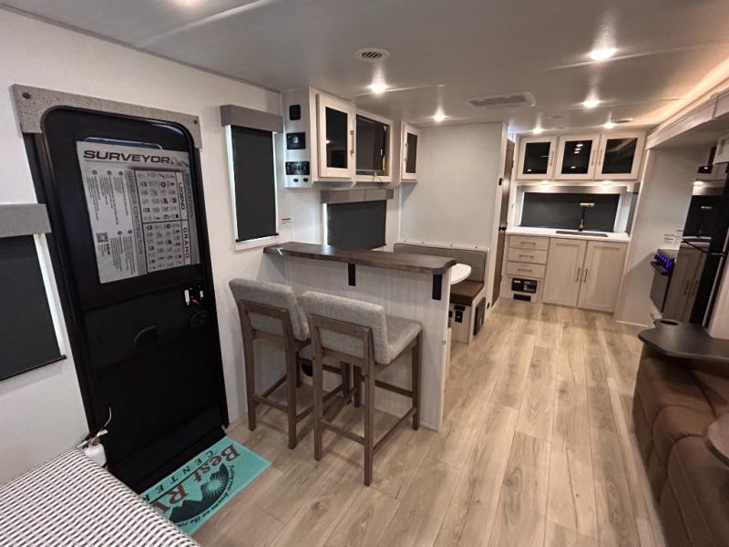 FOREST RIVER SURVEYOR LEGEND 204MKLE