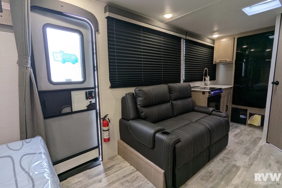 GULF STREAM AMERI LITE 228SB