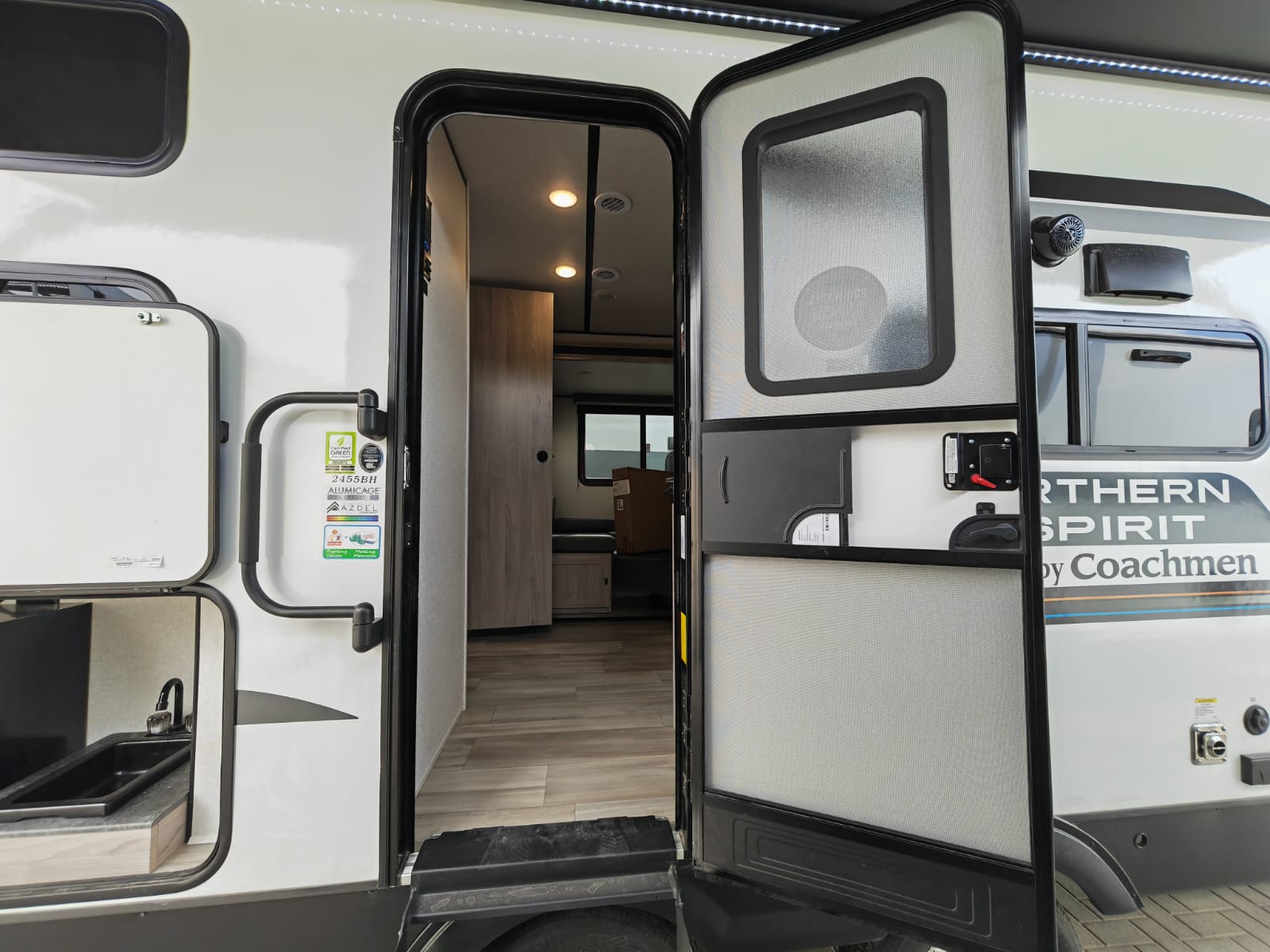 COACHMEN SPIRIT 2455BH