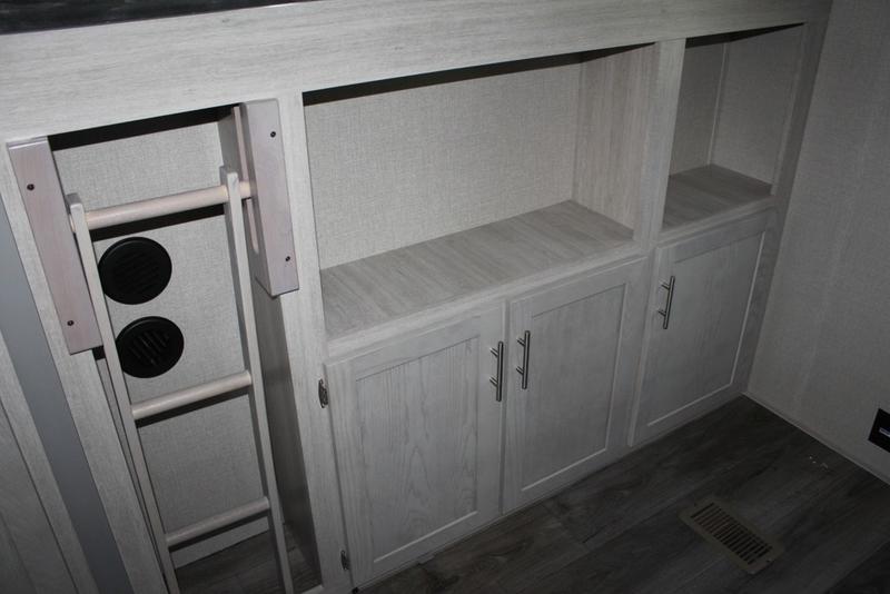 COACHMEN CATALINA LEGACY EDITION 323BHDSCK