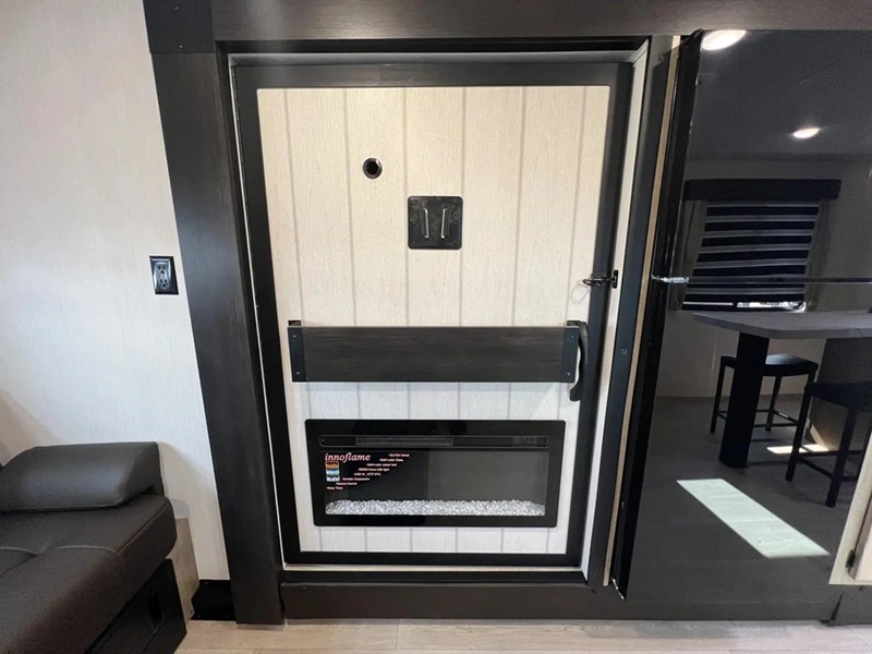 CHEROKEE GREY WOLF 27LH