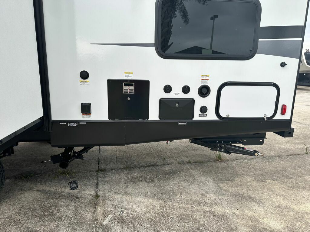 COACHMEN FREEDOM EXPRESS ULTRA LITE 292BHDS