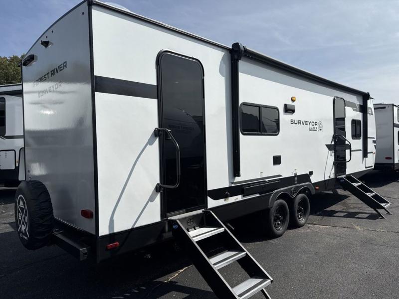 FOREST RIVER SURVEYOR 27CAMP