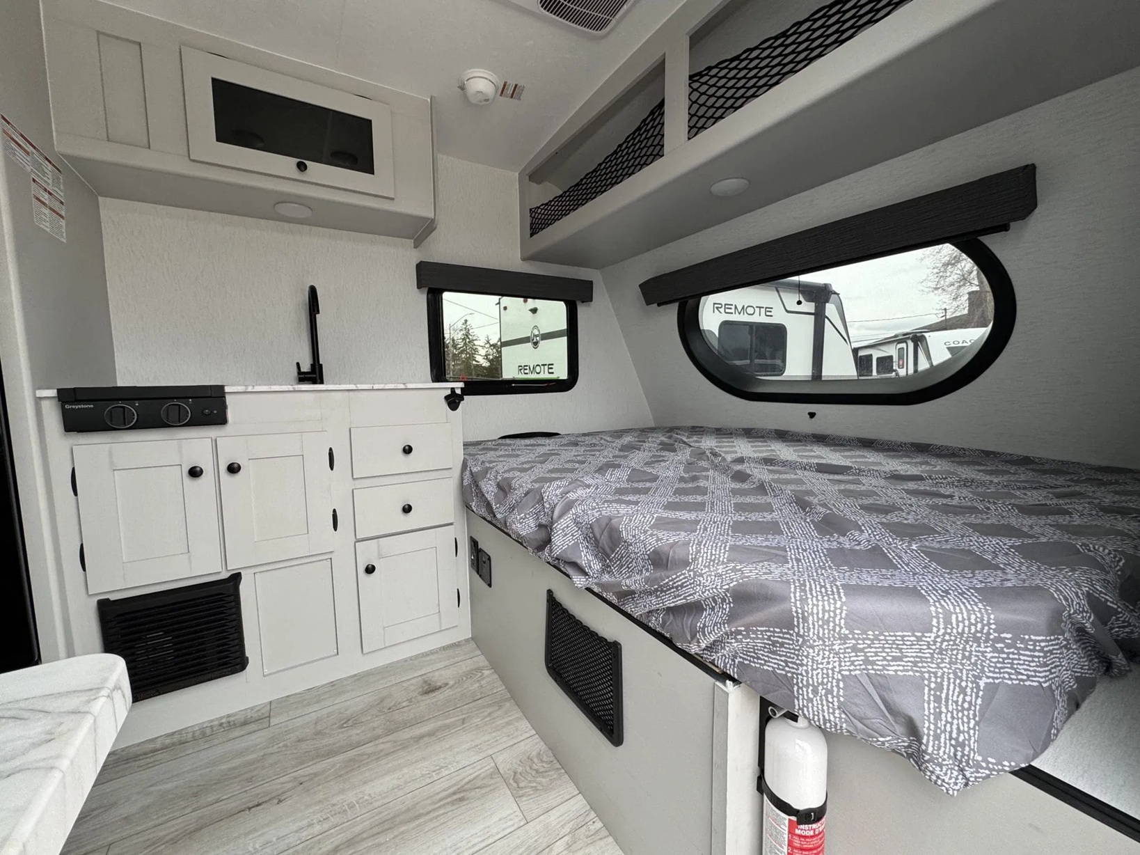 COACHMEN REMOTE 12R