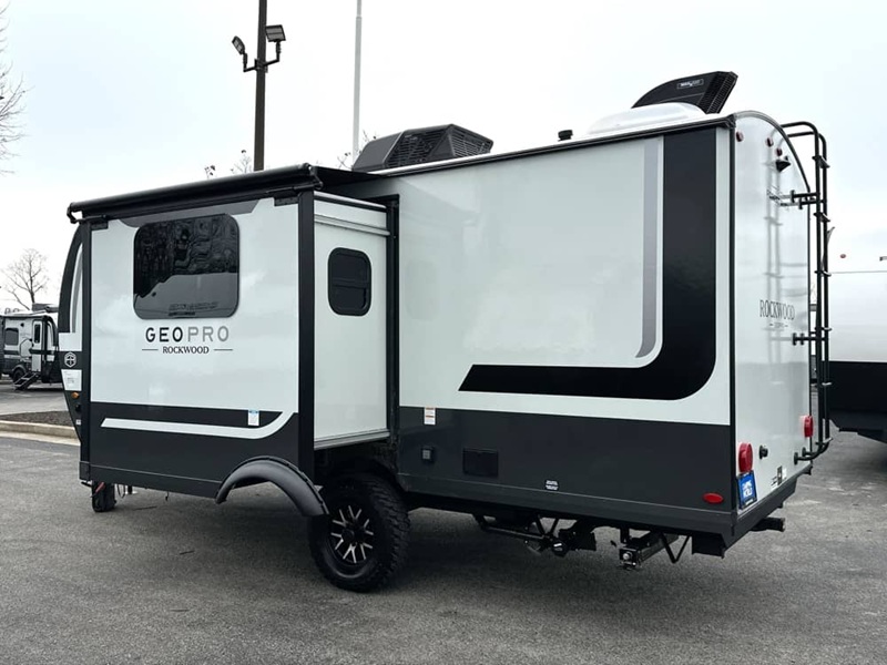 FOREST RIVER ROCKWOOD GEO PRO 20BH