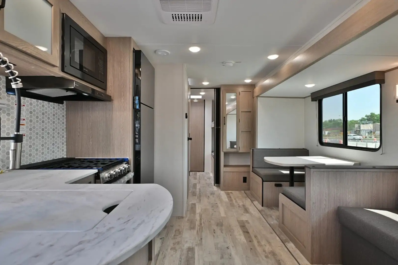 Gulf Stream Coach Ameri-lite 279BH