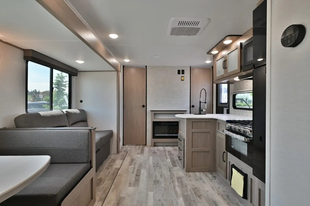Gulf Stream Coach Ameri-lite 279BH