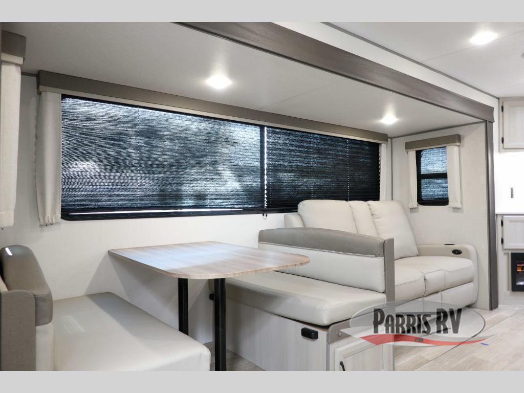 COACHMEN CATALINA LEGACY EDITION 243RBS