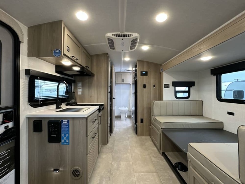FOREST RIVER ROCKWOOD GEO PRO 20BH