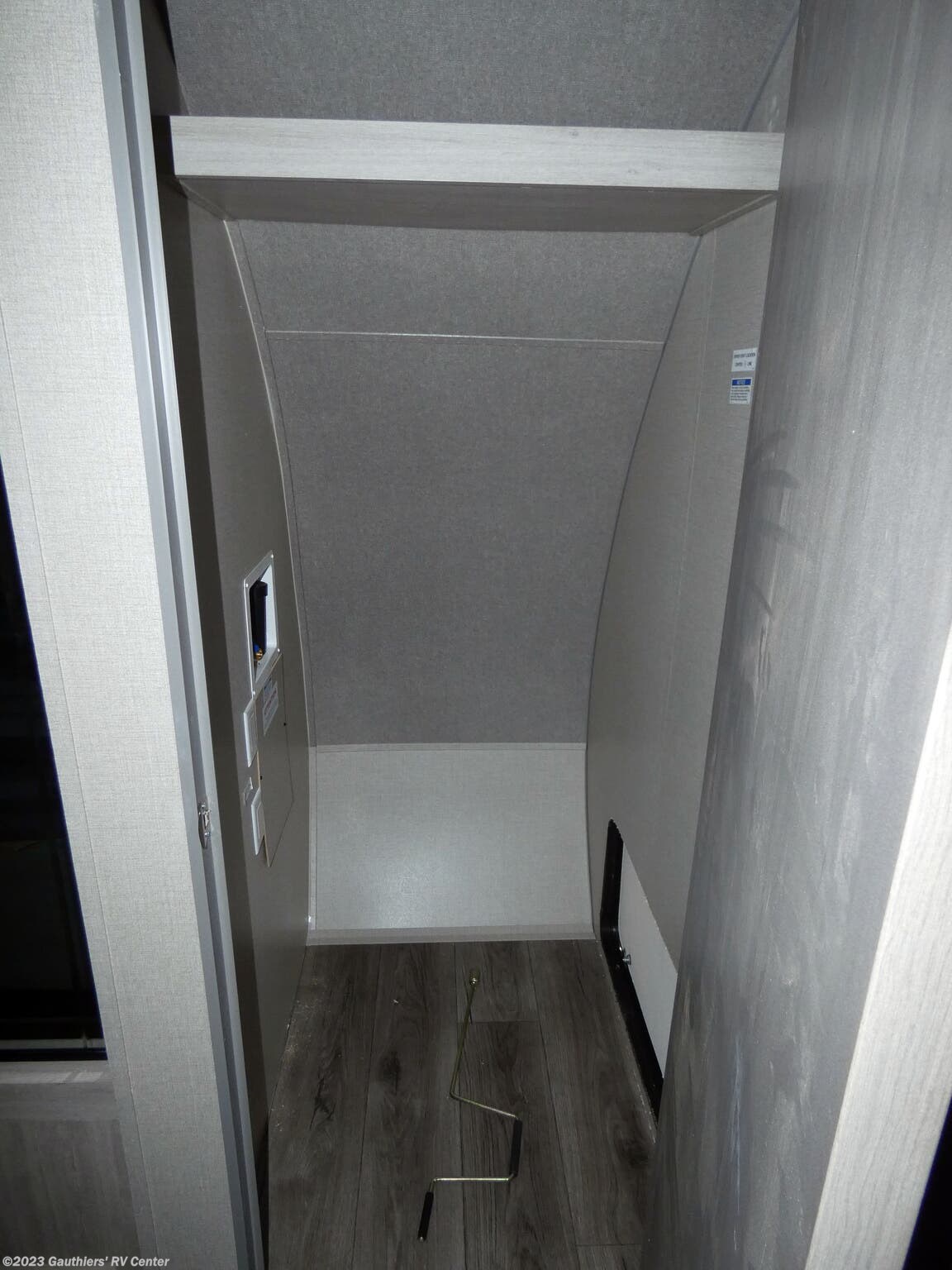 Coachmen Catalina Legacy 343BHTSLE