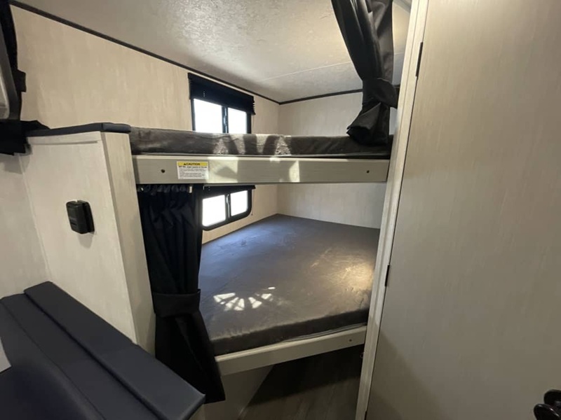 COACHMEN APEX NANO 186BH