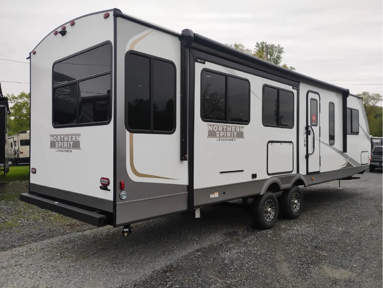 COACHMEN NORTHERN SPIRIT 2975RL