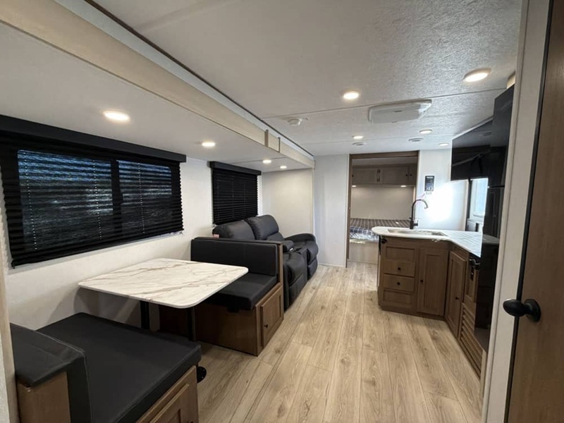 COACHMEN APEX ULTRA LITE 26BHX